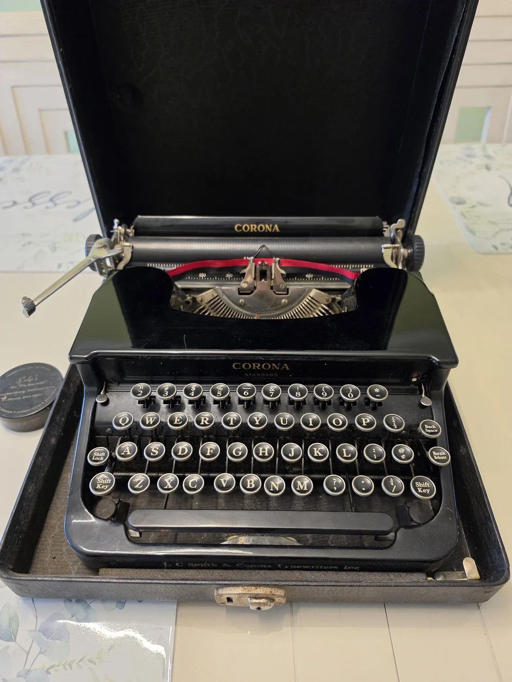 1930's Vintage Corona Standard Typewriter with Case